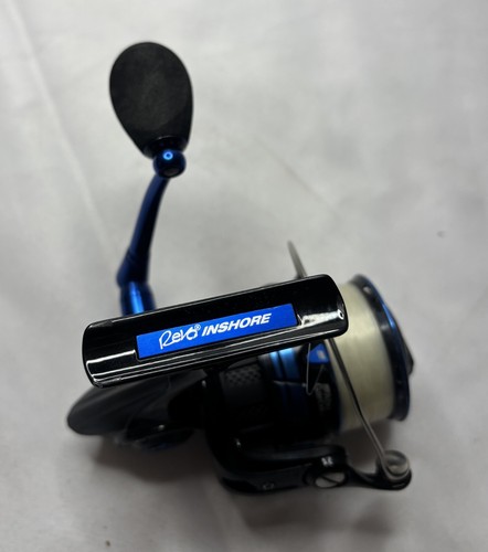 Abu Garcia REVO2INS40 Revo 2 Inshore Spinning Reel - Picture 6 of 6