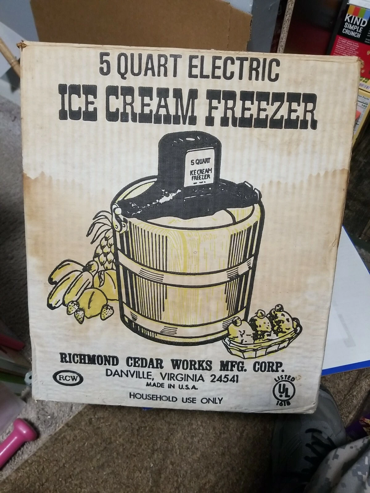 RICHMOND CEDAR WORKS STERLING Wooden ICE CREAM FREEZER Electric 5 Quart ESTW5