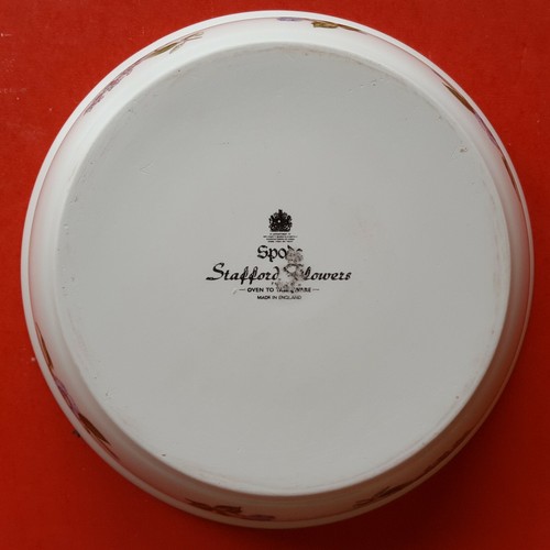 Spode England 'Stafford Flowers' 1-Qt Round Covered Casserole Dish with Lid - Picture 4 of 12