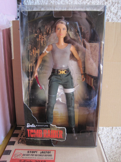 Barbie Lara Croft Tomb Raider Label Collector Doll Sammlerbarbie Fashion Doll Barbie Lara Croft Tomb Raider Label Collector Doll Sammlerbarbie Fashion Doll