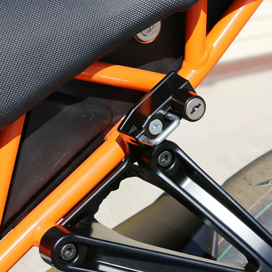 Ktm duke 390 helmet lock new arrivals