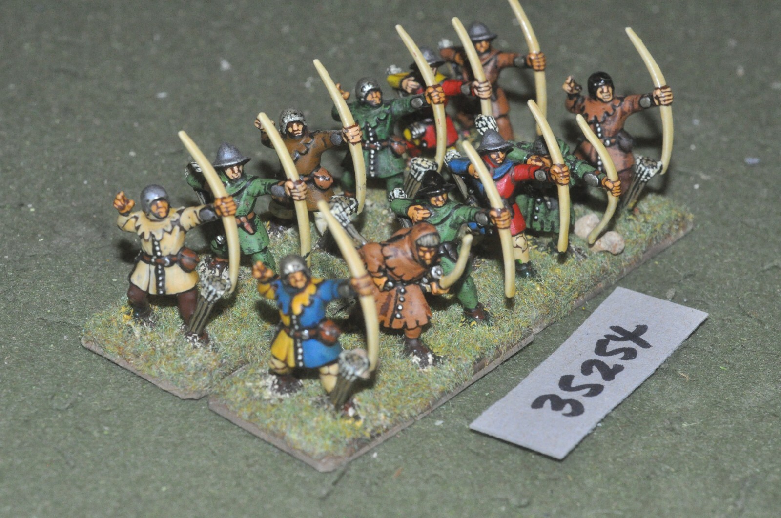 25mm medieval burgundian - archers (plastic) 12 figures - inf (35254) 25mm medieval burgundian - archers (plastic) 12 figures - inf (35254)