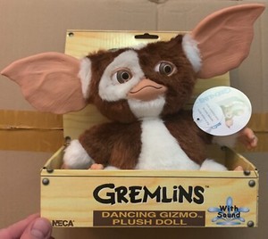 Gizmo NECA Dancing Plush Doll Gremlins Electronic Measures 8