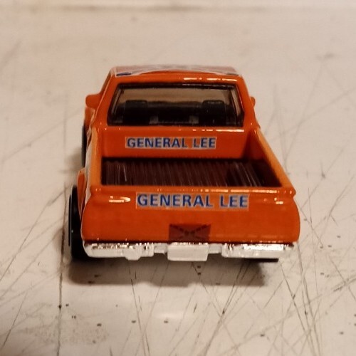 Custom Hot Wheels Datsun 620 Pickup With The Dukes of Hazzard General Lee Decals - Picture 10 of 11