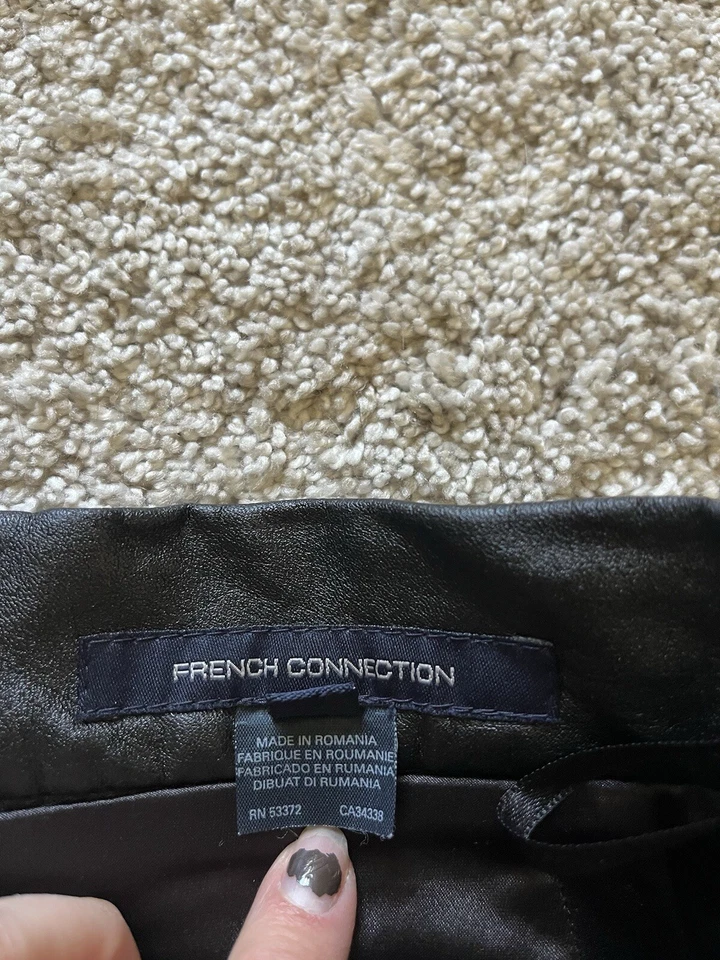 Minifalda para mujer French Connection mezcla de lana talla 6 púrpura cuero negro Foto 3 de 4
