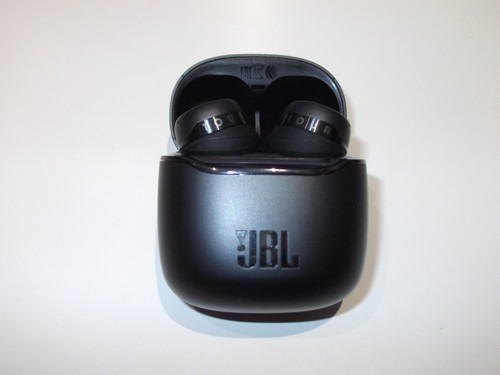 JBL Tour Pro+ Plus True Wireless Noise Cancelling Earbuds Black - Picture 2 of 7