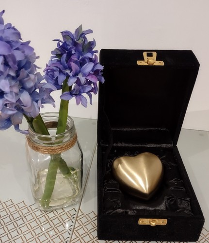 Funeral Cremation Urn for Ashes Human Memorial Token Heart Keepsake Brass Metal - Picture 5 of 7