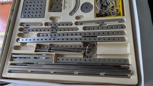 Vintage VEB Construction Kits 1980’s C02/C03 DDR GDR - Meccano like - Picture 8 of 17