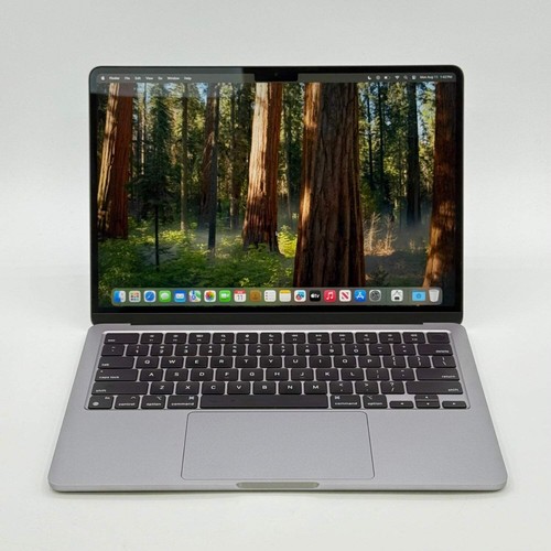 2024 Apple MacBook Air 13.6" M3 8C GPU 4.0GHz 16GB RAM 256GB SSD A3113