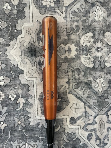 Demarini Orange 375 Half+Half Doublewall Alloy Slowpitch Softball Bat 34in 30oz. - Picture 4 of 12