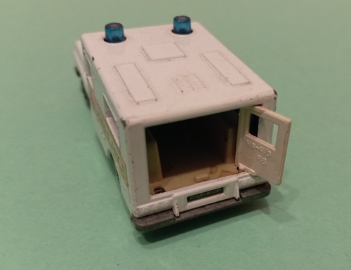 Ss3 - Matchbox SuperFast 1:64 Macchinina Automobilina 1977 Ambulance n° 41 - Foto 3 di 5
