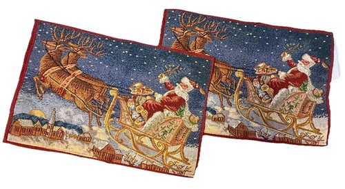 Par de manteles tapices de Navidad de Papá Noel y reno 18 pulgadas por 12 en usado en excelente estado - Imagen 1 de 6