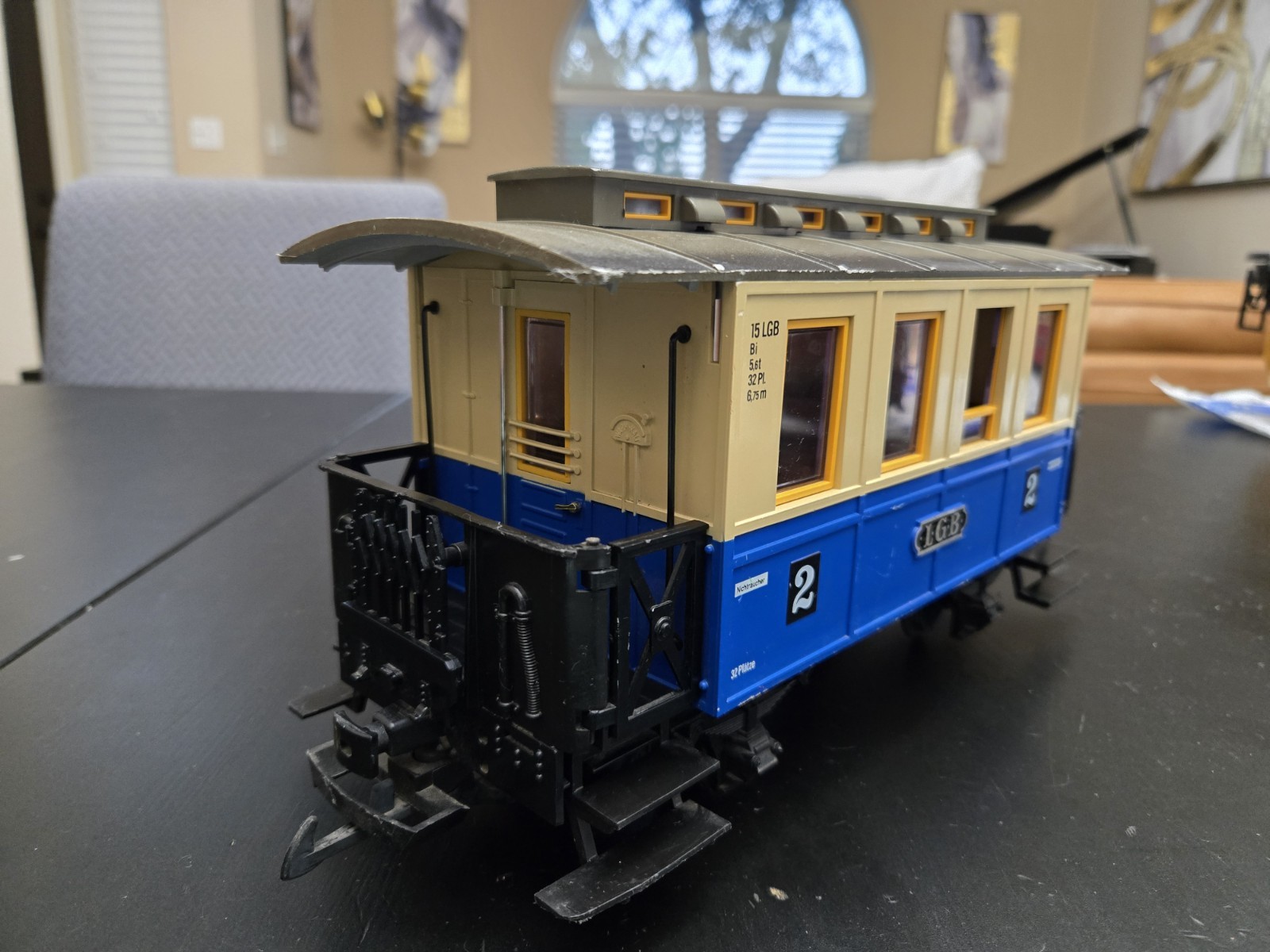 Picture 6 of 10
