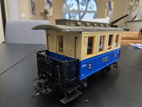 LGB 3012 Second Class Blue & Cream Passenger Coach Car - G-Scale - Picture 6 of 10
