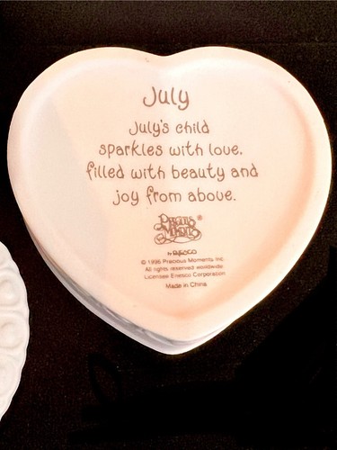 PRECIOUS MOMENTS Porcelain JULY Birthstone Sim. RUBY Heart Trinket Box 1997 NOS - Picture 3 of 4