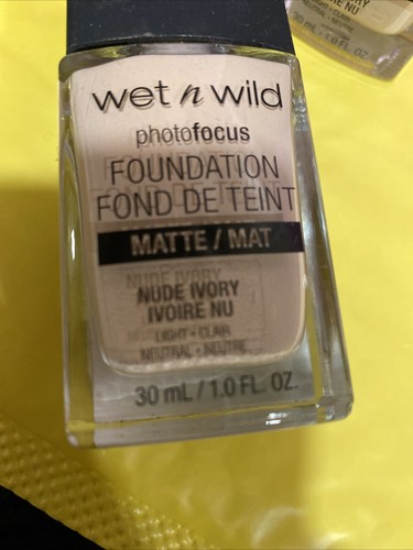 Wet N Wild Photo Focus Foundation Nude Ivory 1 Ounce 3 Pack - Picture 2 of 3