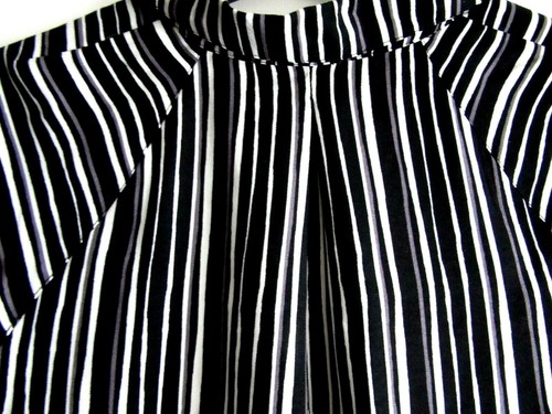 Top RIGHE 1/4 cerniera piccola media o XL nero/bianco/grigio NUOVO! - Foto 5 di 8