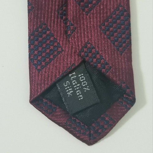 BUGATTI Diamond Geometric Mens Necktie 100% Italian Silk Made in USA Tie - Picture 6 of 10
