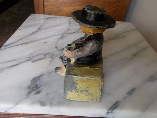 Vintage AMISH BOY & PIG Cast Iron Still Bank/on a Bale of Hay/ 5"/ Original - Picture 4 of 8