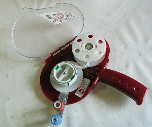 U-Line Dot Shot Pro Glue Dot Dispenser H-1163 - Picture 2 of 5