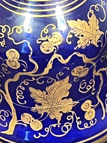 ANTIQUE COBALT BLUE BOHEMIAN GLASS DECANTER WITH GOLD FLORAL OVERLAY AND STOPPER - Picture 6 of 18