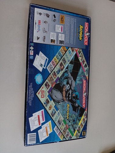 Monopoly BATMAN COLLECTOR’S EDITION Board Game Parker Brothers 100% Complete - Picture 13 of 19