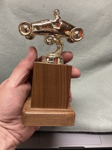 (mr-30) Pfadfinder - Oldtimer Pinewood Derby Auto mit Pokal (1973) - Bild 5 von 9