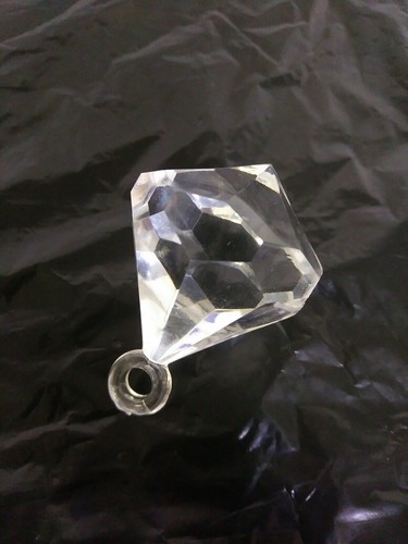 prisms , Acrylic chandelier pointed drop clear 1 3/4 L x 1 1/2"w/1 1/4"D(43C1UP - Picture 2 of 6