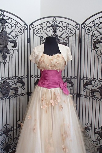2002B EDEN SZ 6 GOLD QUINCEANERA PROM FORMAL GOWN DRESS NWT - Picture 6 of 10