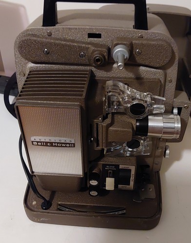 Proyector de películas vintage años 60 Bell & Howell diseño carga automática 266A - Imagen 2 de 14