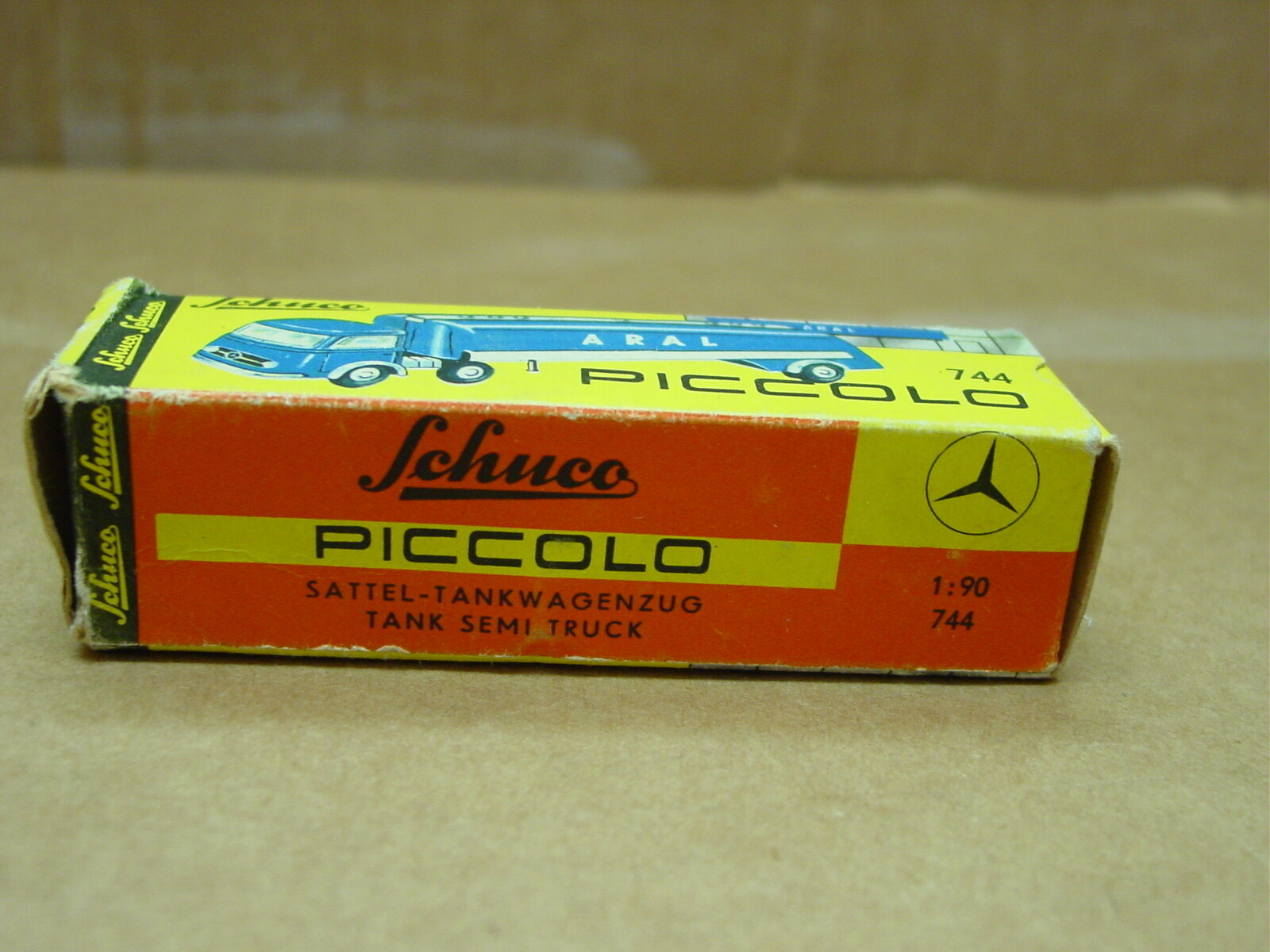ORIGINAL ORIGINAL ORIGINAL 1960'S WESTERN GERMANY SCHUCO PICCOLO ARAL TANKER -BOX ONLY- 1 90 8ed76f ORIGINAL ORIGINAL ORIGINAL 1960'S WESTERN GERMANY SCHUCO PICCOLO ARAL TANKER -BOX ONLY- 1 90 8ed76f