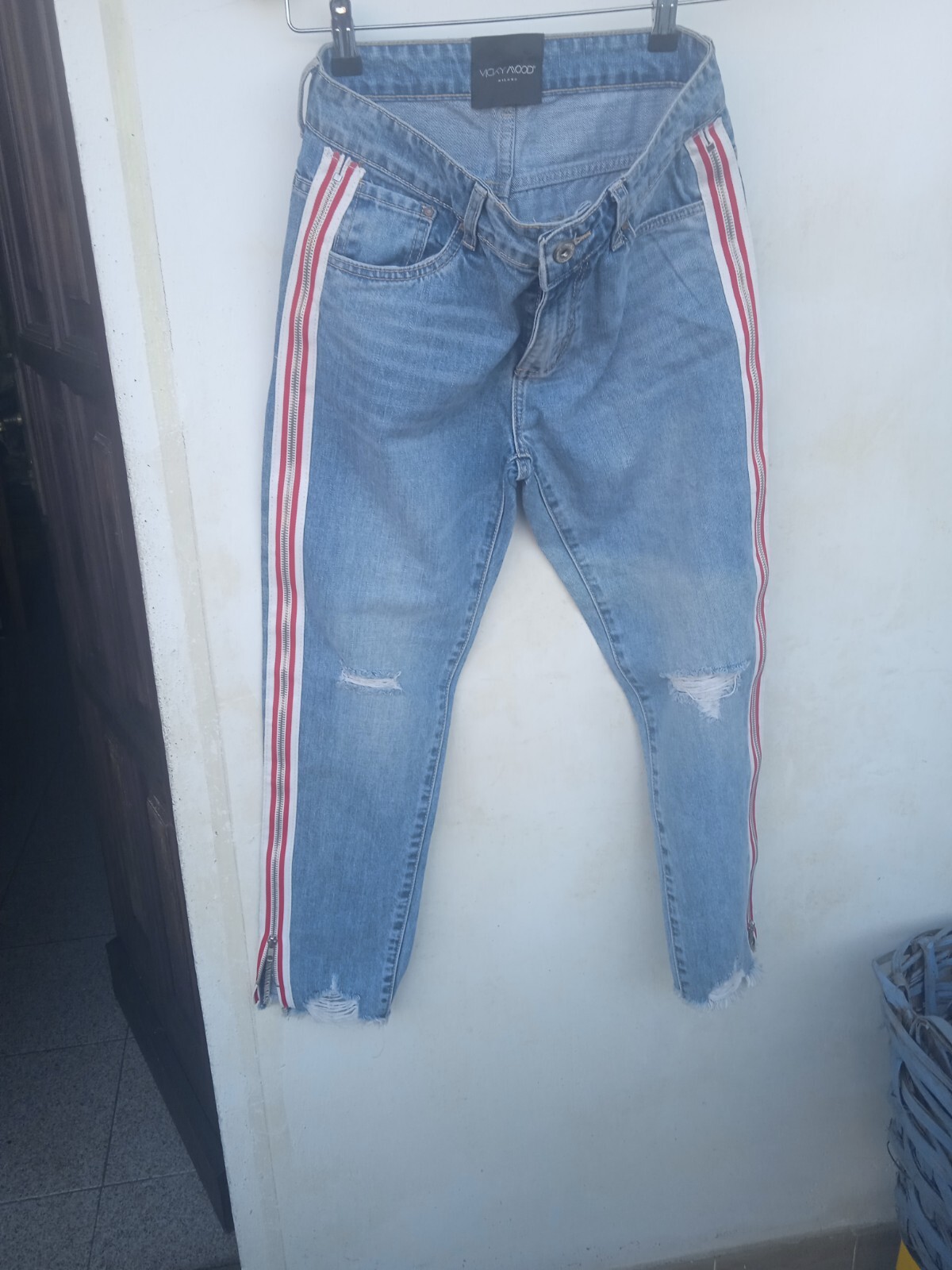 Foto 1 di 10