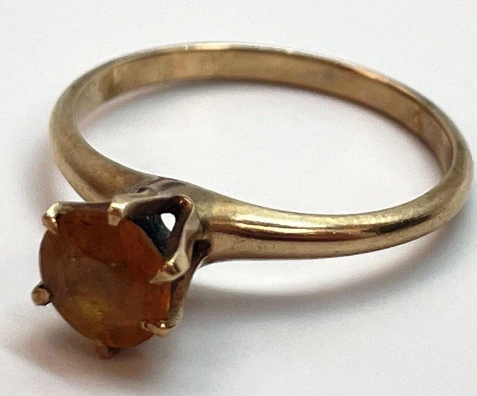 Anillo solitario de citrino vintage de oro amarillo de 10k con piedras preciosas talla 5,75  Foto 2 de 4