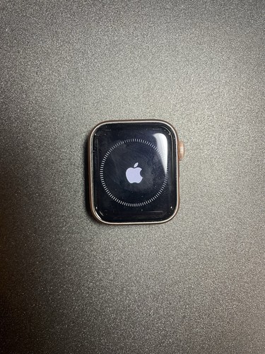 Apple Watch Series 5 40mm Rose Gold Aluminum Case, GPS + LTE Unlocked - Picture 11 of 11