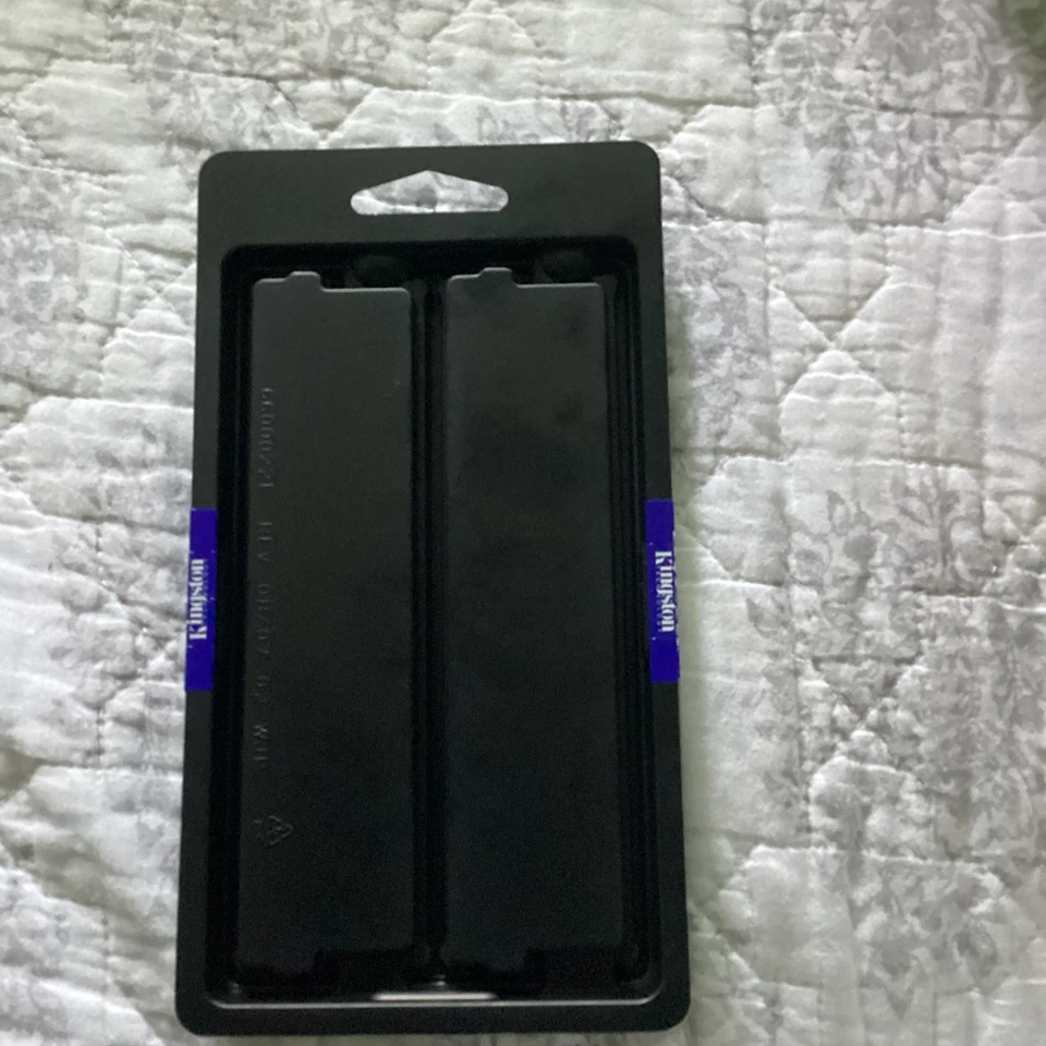 4GB Kingston Fully Buffered (2X2GB) KTD-WS667/4G) PC2-5300F 2Rx8 Server RAM - Image 2 of 3