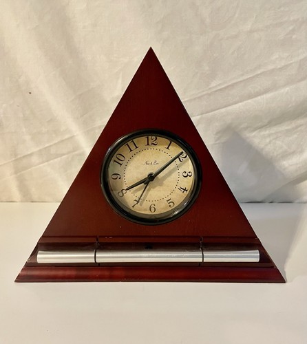 Sveglia Now & Zen risveglio progressivo carillon piramide mistica forma triangolo