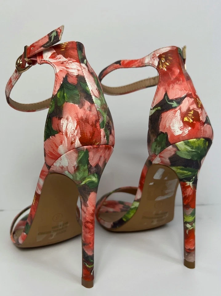 Sandalias de tacón de aguja Charlotte Russe Rebekah negras con correa al tobillo - talla 6 - parte Foto 2 de 3