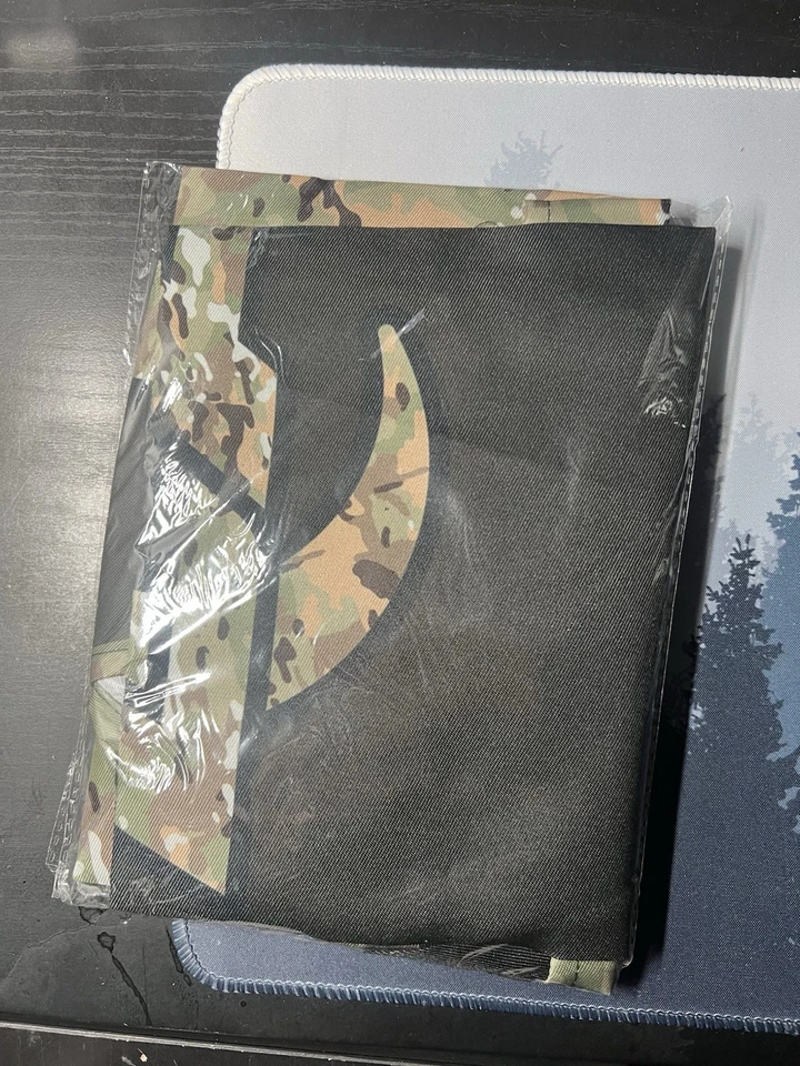 Delantal de héroes militares LA RAMS SGA 11/2/25 nuevo sellado en bolsa - saludo al servicio Foto 2 de 3