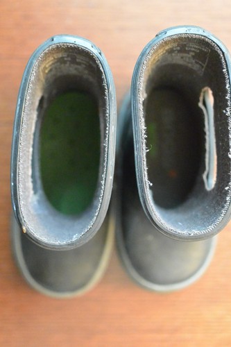 Bogs Baby Bloom Size 4 Rain Boots Solid black Unisex waterproof - Picture 6 of 7