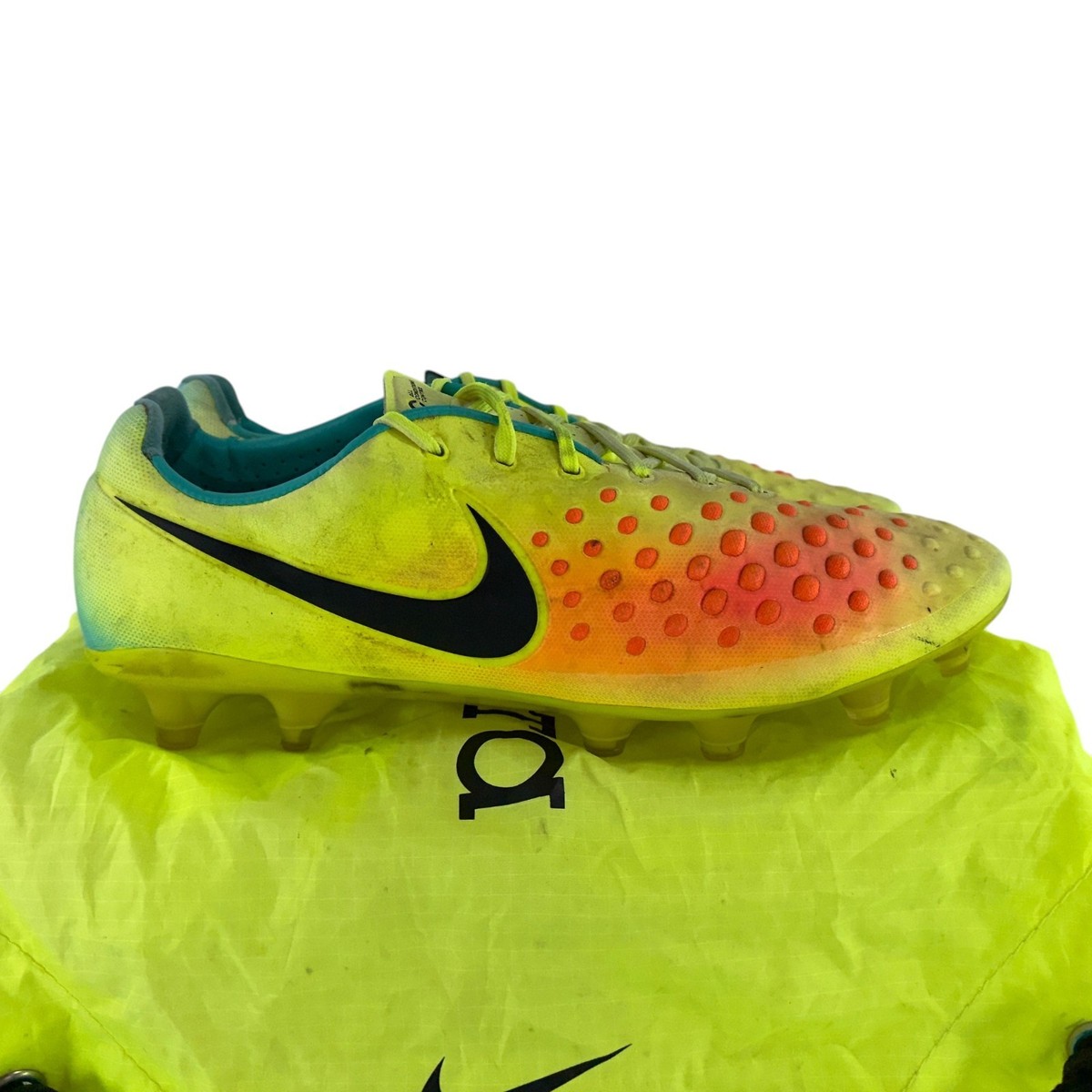 Nike Magista Opus II FG 843813-708 Elite US9 UK8 Yellow 