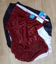 Vanity Fair Radiant Collection Hi-Cut Undershapers, Light Control, 4 XL  3-Pack