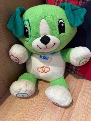 My Pal Scout von Leap Frog: Grüner Teddy mit Händen und Füßen zum Drücken MN:#19156