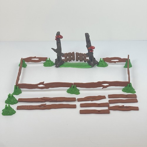 Vintage The Smurfs Gate Fence Playset Lot Schleich Peyo Hong Kong