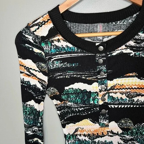 Top Henley Free People x Movement Rally Rib Black Diamond Combo XS nuovo con etichette - Foto 5 di 11