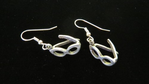 Brille Barbie Hornrand Optiker Augenarzt Ohrringe oxidiert matt silber - Bild 4 von 12