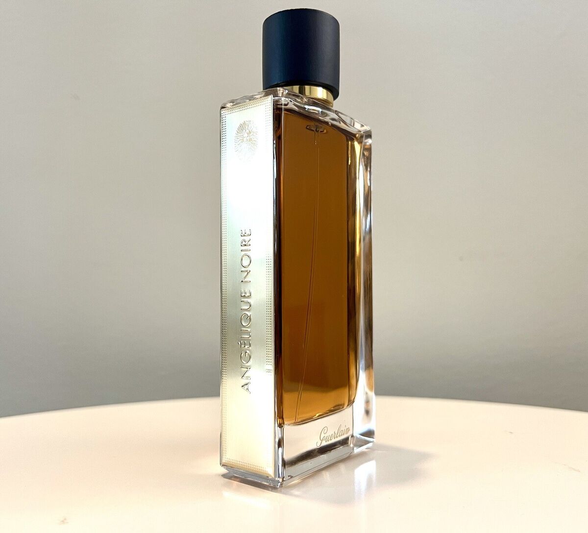 Guerlain Angelique Noire Eau De Parfum 2.5 oz / 75 ml - 香水 Guerlain Angelique Noire Eau De Parfum 2.5 oz / 75 ml - 香水