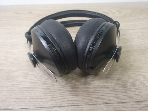 Job Lot of 10 x Faulty Sennheiser Momentum M2 AEBT Wireless Over Ear Headphones - Picture 9 of 17