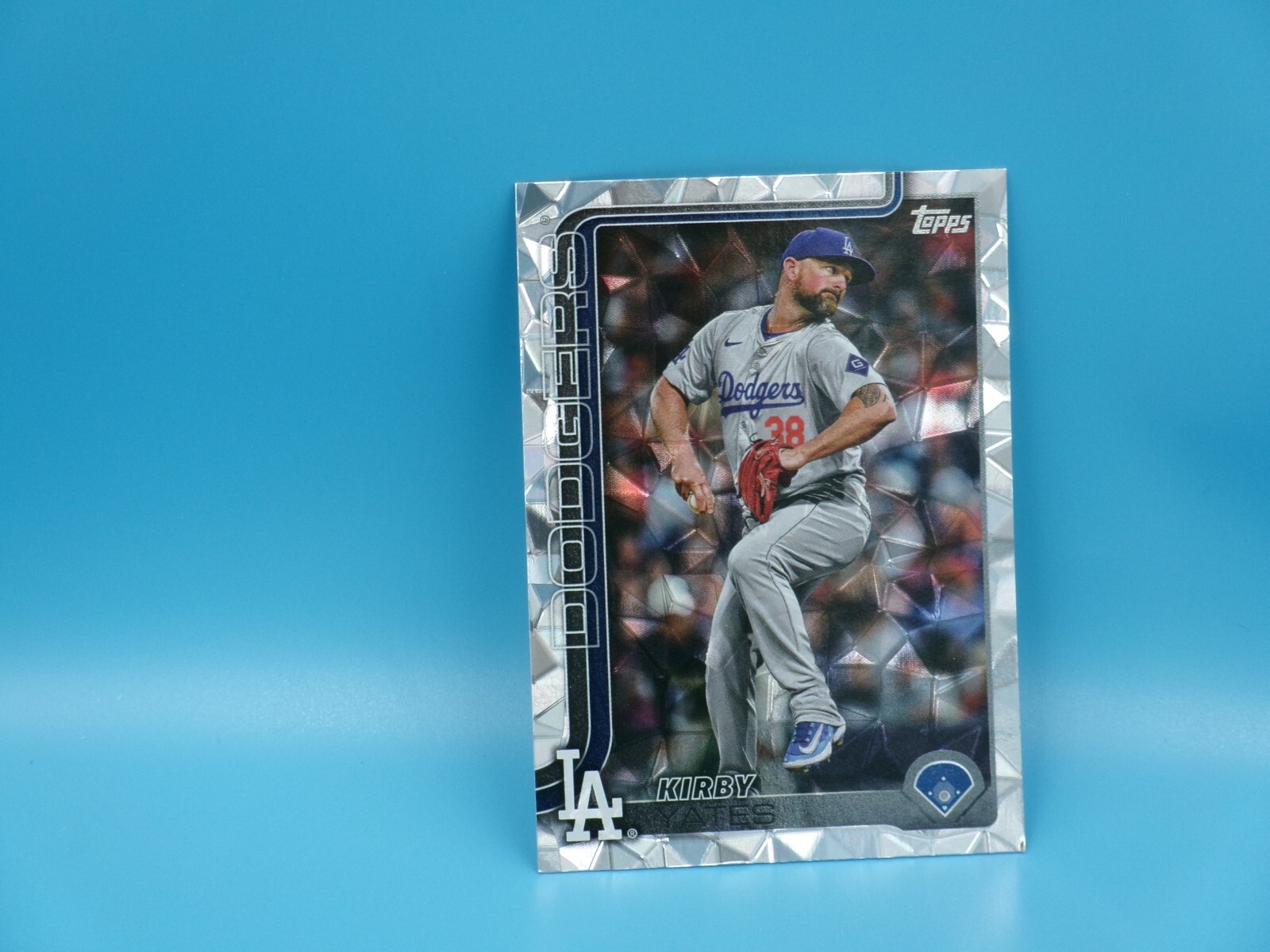 Kirby Yates Los Angeles Dodgers 2025 Topps Series 2 Diamante Foil #397