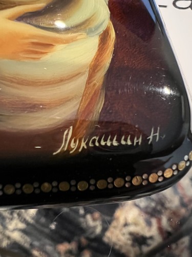 Russian Lacquer Box Fedoskino Art Painting School Portrait Handmade Jewelry Box  - Picture 4 of 8