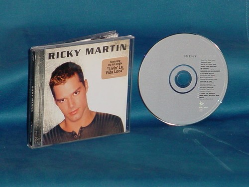 RICKY MARTIN Ricky Martin CD Livin' La Vida Loca Shake Your Bon Bon Spanish Eyes - Picture 1 of 1